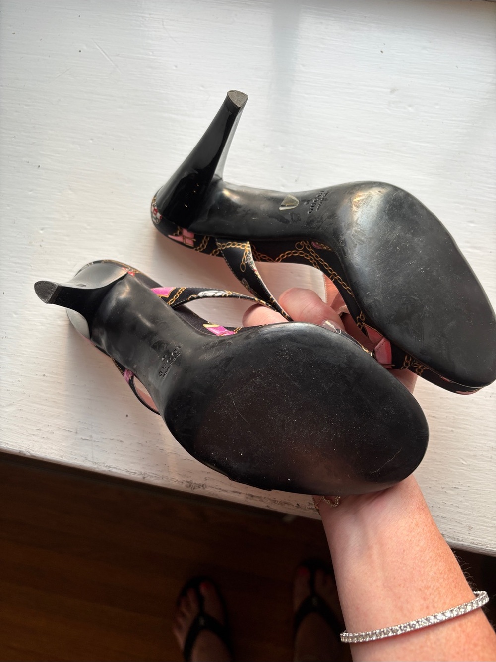 Gucci Black Logo Print Open-Toe High Heel Mules with Pink Insole - Picture 4 of 5